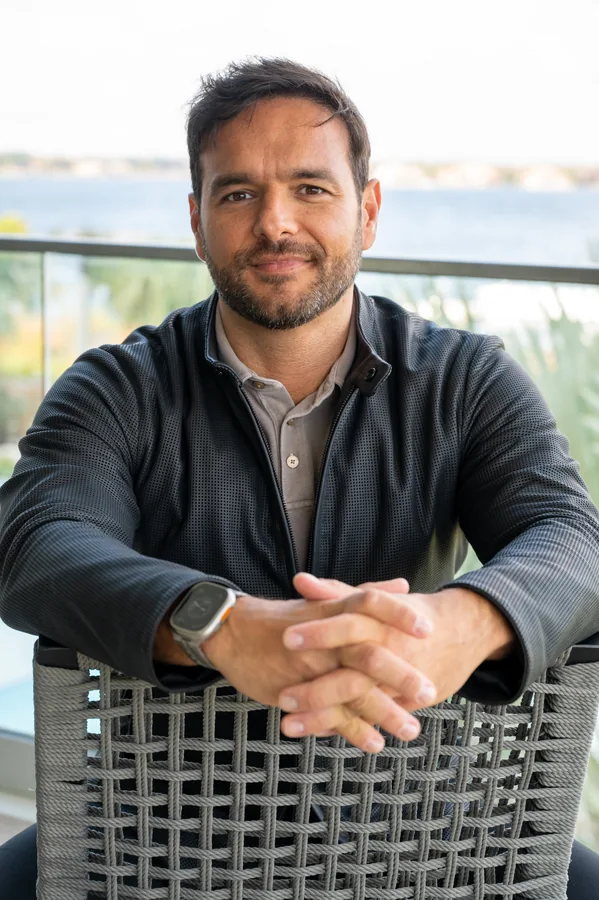 Roger Ambar, Broker licenciado na Flórida pela Housy Realty